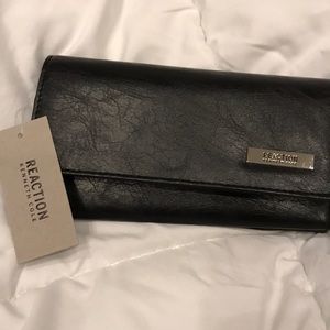 Kenneth Cole wallet